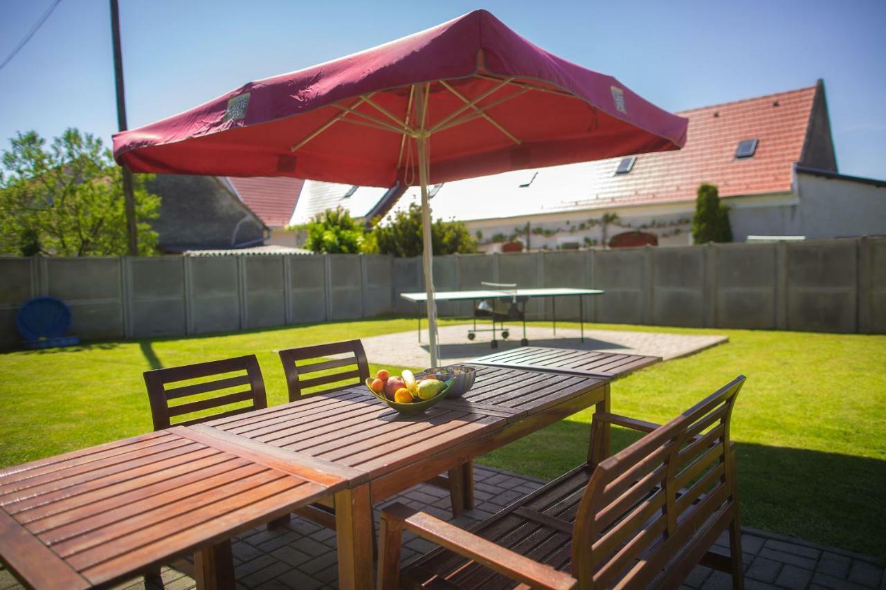 Apartman Szanyi Buk Exterior photo